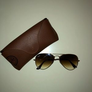 Ray Ban Aviator Sunglasses- NEVER WORN!